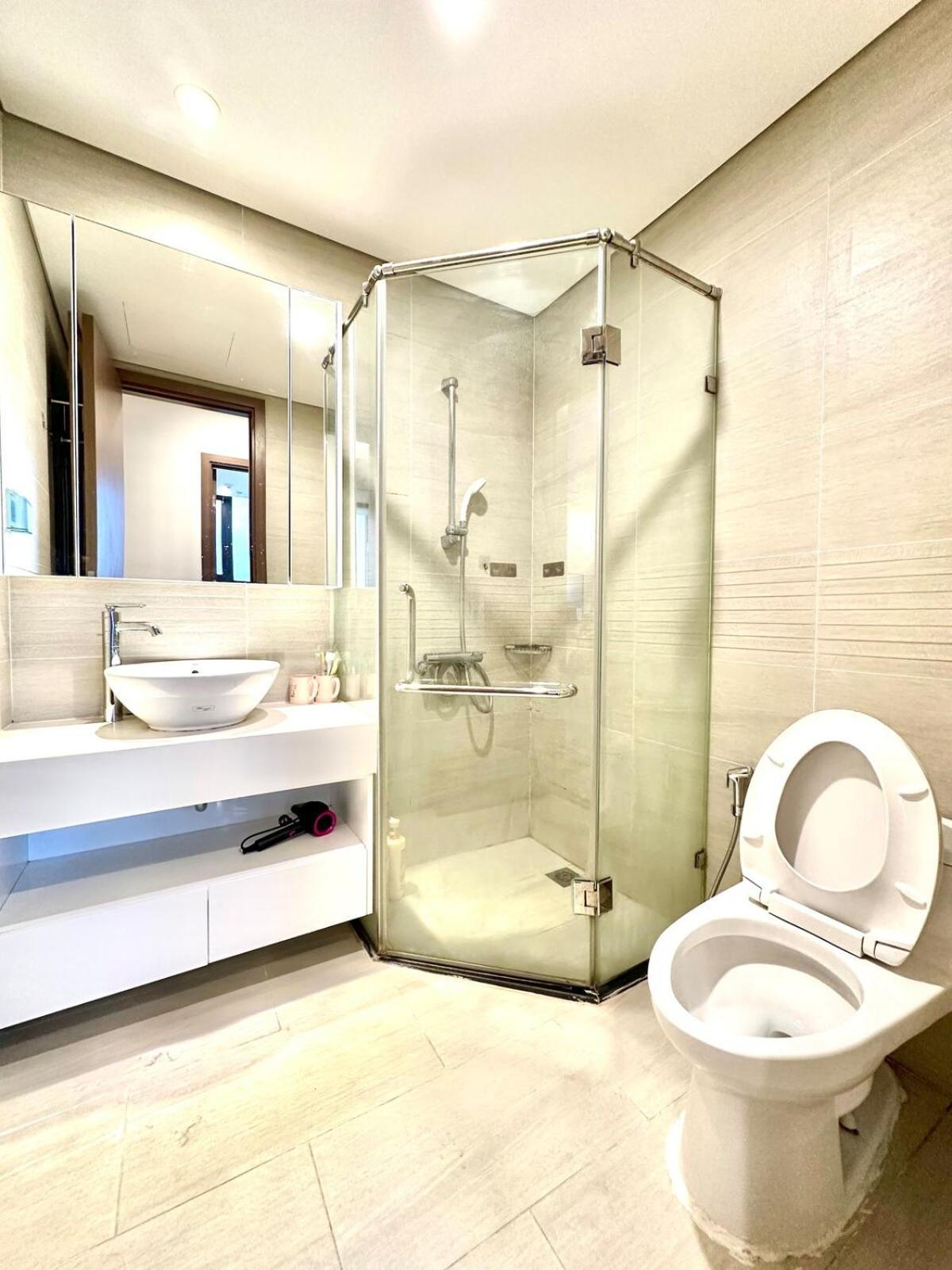 Apartment Five Star Two Bedroom Near Marriott And Keangnam